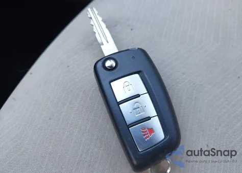 2016 Nissan Rogue S z USA, uszkodzony, nr VIN KNMAT2MT7GP602861